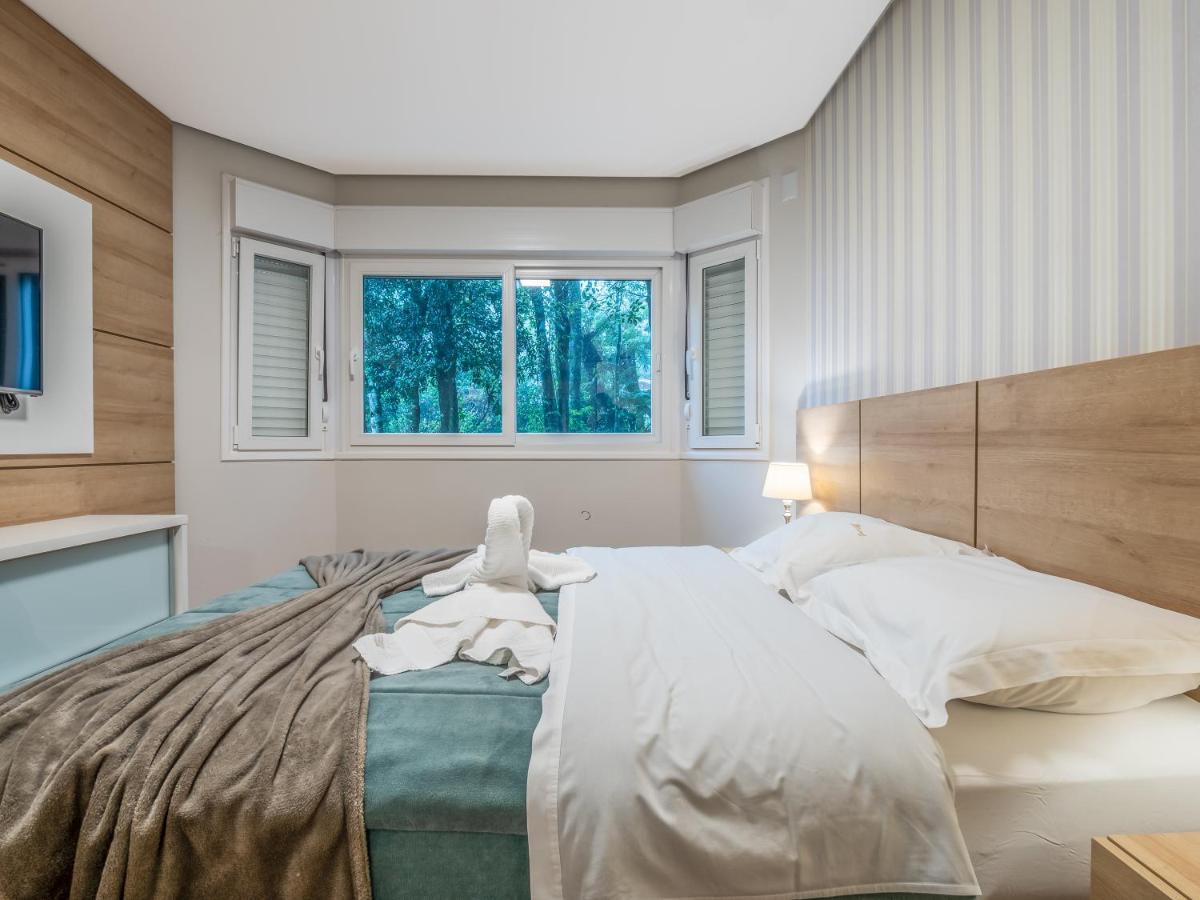 2 SUITE, 1 DORMITORIO EM MEIO A MATA ARAUCARIA A 1,5 Km Centro, ALTOS DE GRAMADO Gramado Exterior foto