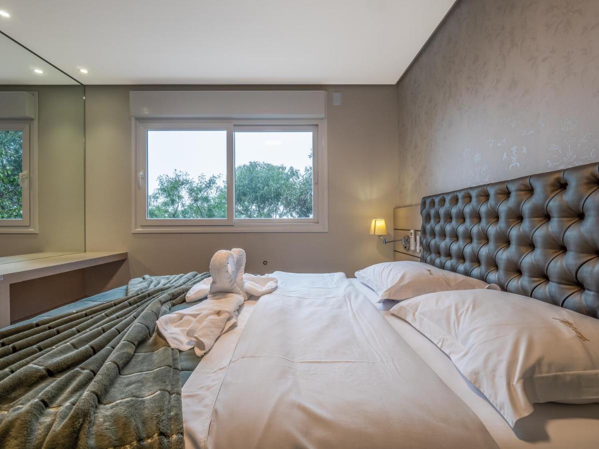 2 SUITE, 1 DORMITORIO EM MEIO A MATA ARAUCARIA A 1,5 Km Centro, ALTOS DE GRAMADO Gramado Exterior foto
